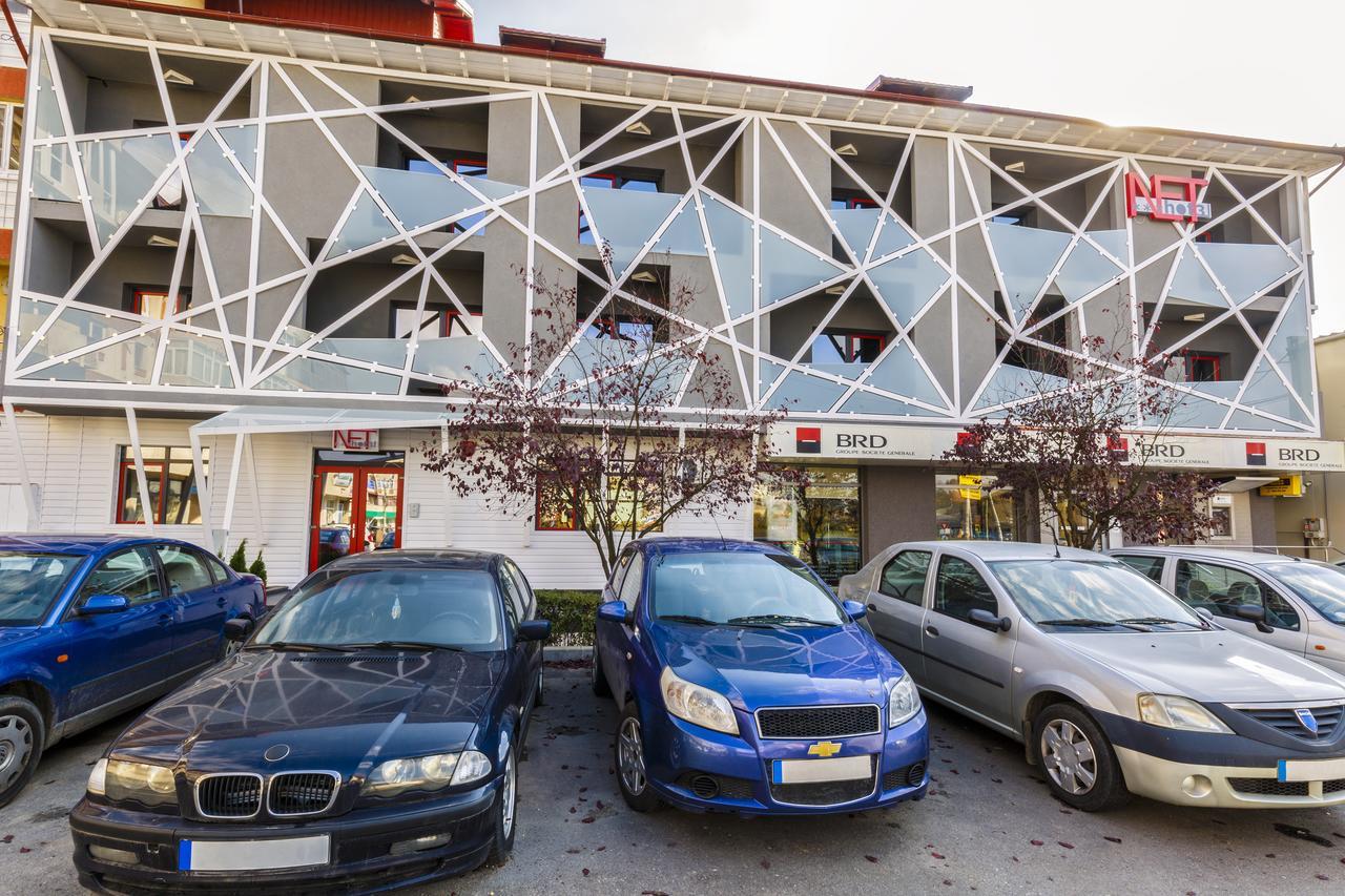 Net Hotel Pitesti Piteşti Exterior foto